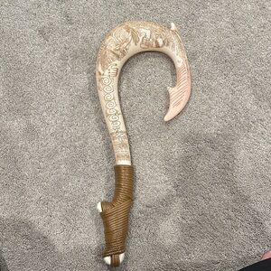 Maui’s Polynesian Style Hook (Disney memorabilia from Moana; Disney on Ice)